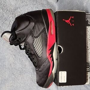 Jordan Athletic Shoes Black and Red